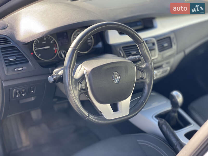 Ліфтбек Renault Laguna 2009 в Луцьку