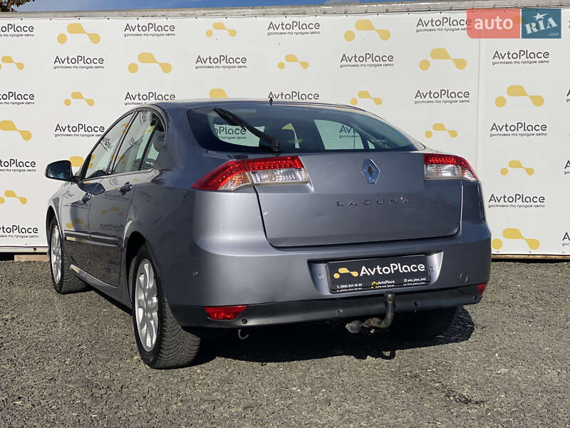 Ліфтбек Renault Laguna 2009 в Луцьку