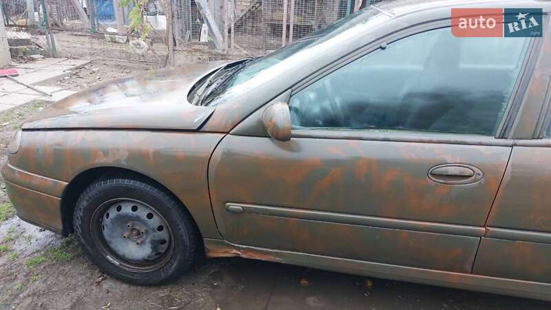 Универсал Renault Laguna 2000 в Березане
