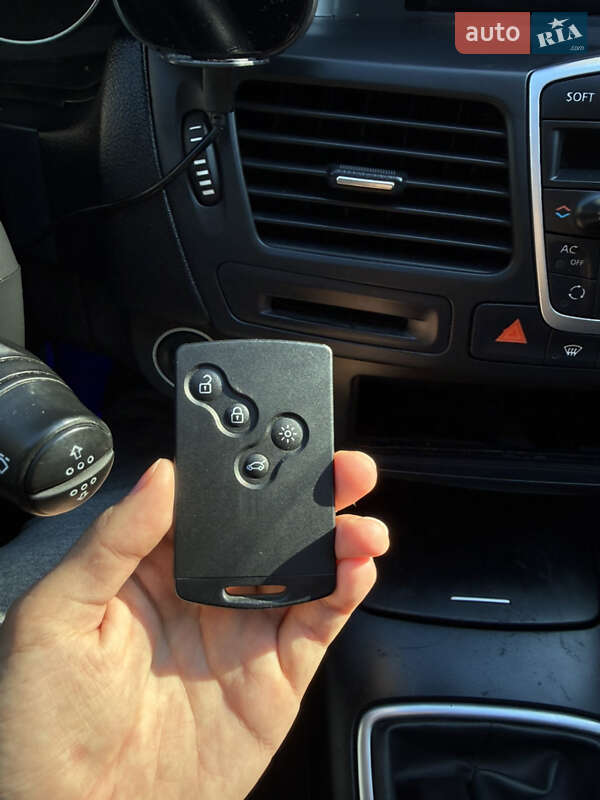 Универсал Renault Laguna 2008 в Киеве фото 53 Универсал Renault Laguna 2008 в Киеве