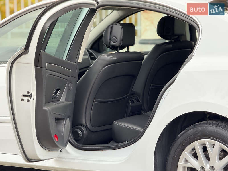 Ліфтбек Renault Laguna 2014 в Тернополі