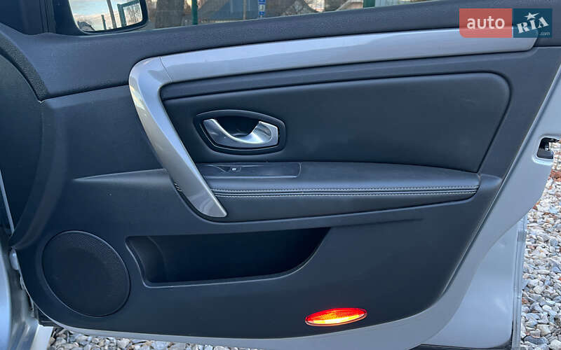 Лифтбек Renault Laguna 2012 в Коломые