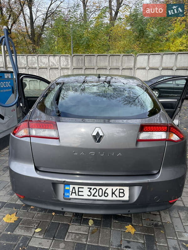 Лифтбек Renault Laguna 2014 в Днепре