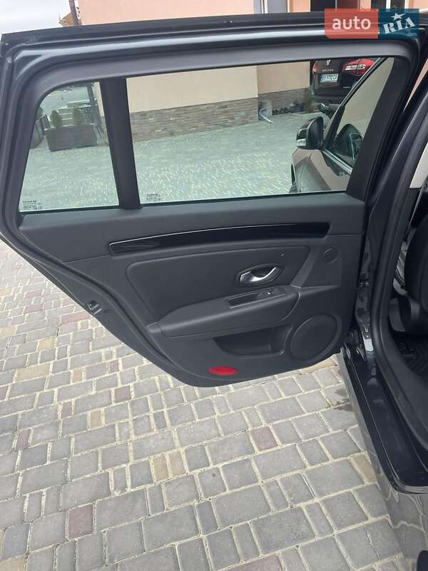 Універсал Renault Laguna 2012 в Кам'янець-Подільському