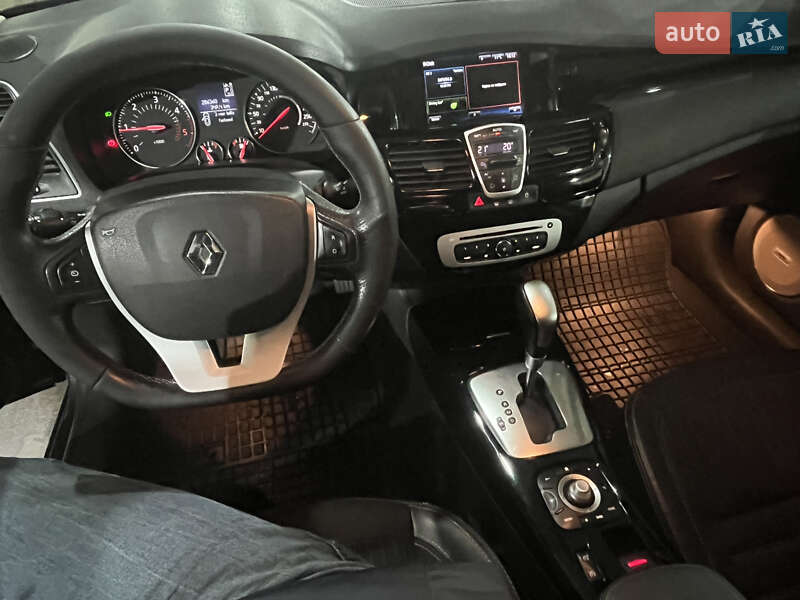 Ліфтбек Renault Laguna 2013 в Києві