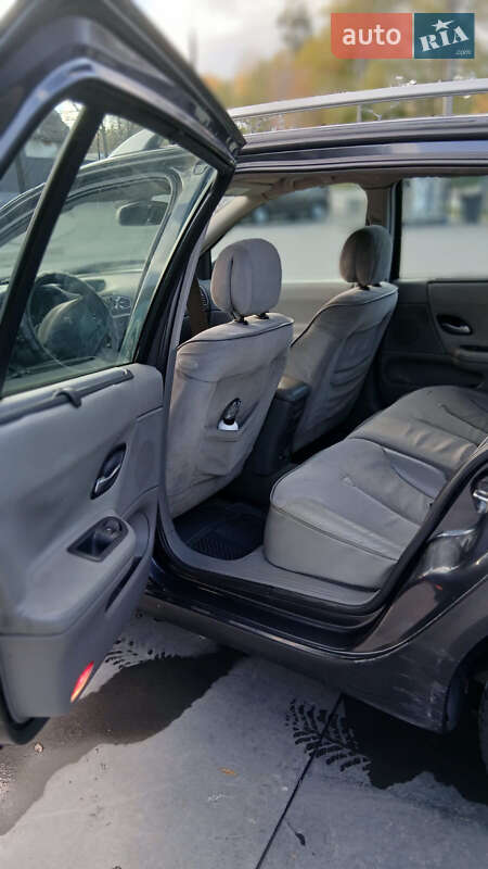 Універсал Renault Laguna 2002 в Чернівцях фото 8 Універсал Renault Laguna 2002 в Чернівцях