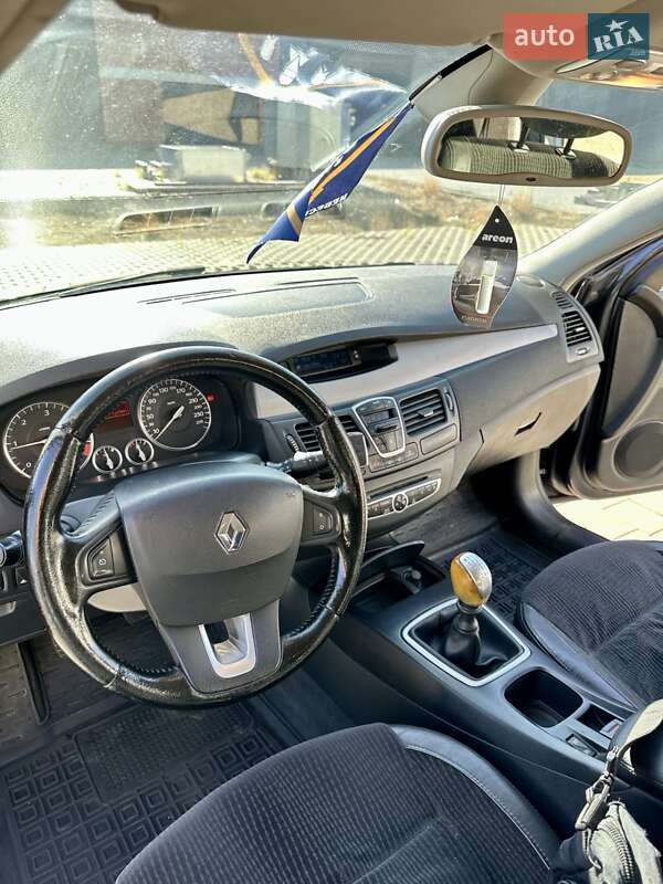 Універсал Renault Laguna 2008 в Хмельницькому фото 8 Універсал Renault Laguna 2008 в Хмельницькому
