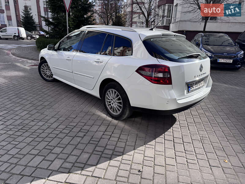 Универсал Renault Laguna 2011 в Ивано-Франковске