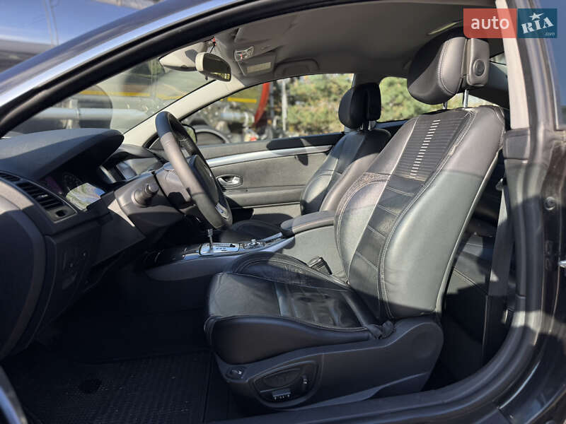 Купе Renault Laguna 2011 в Киеве фото 7 Купе Renault Laguna 2011 в Киеве