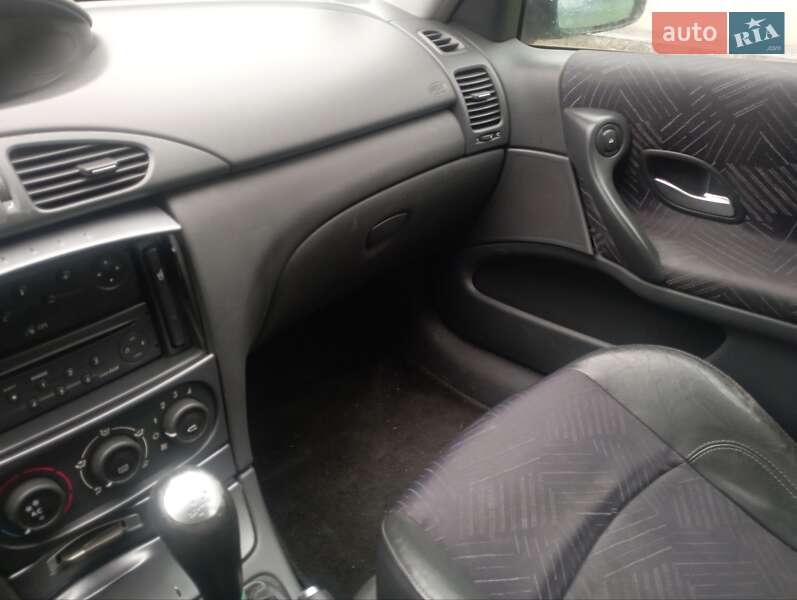 Универсал Renault Laguna 2002 в Бродах