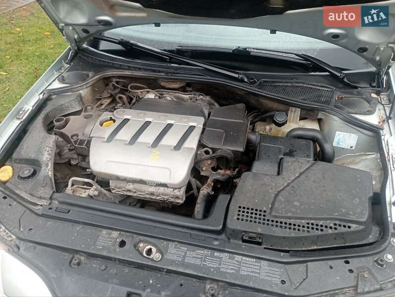 Универсал Renault Laguna 2002 в Бродах