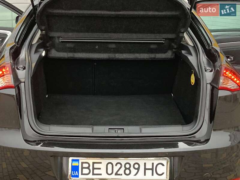 Лифтбек Renault Laguna 2012 в Киеве