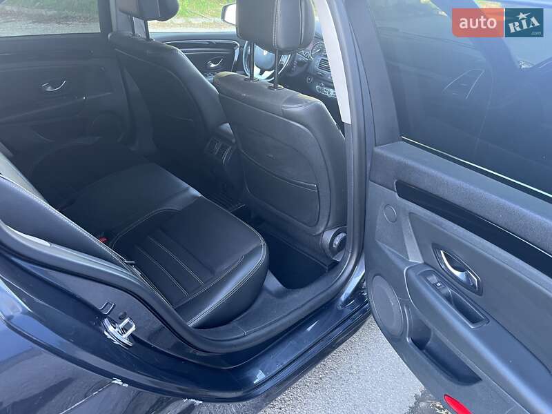 Универсал Renault Laguna 2012 в Ужгороде