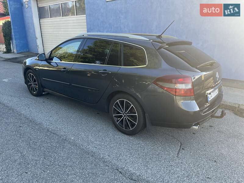 Универсал Renault Laguna 2012 в Ужгороде