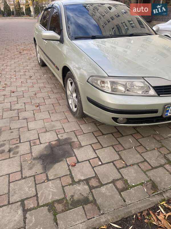Ліфтбек Renault Laguna 2002 в Звягелі