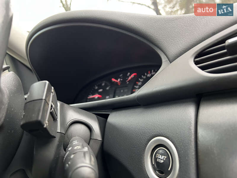 Лифтбек Renault Laguna 2003 в Житомире