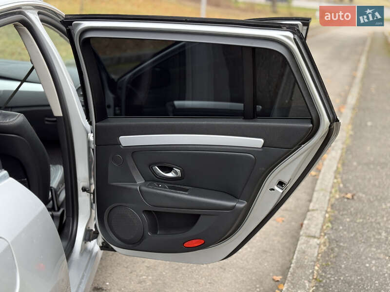Універсал Renault Laguna 2008 в Рівному фото 14 Універсал Renault Laguna 2008 в Рівному