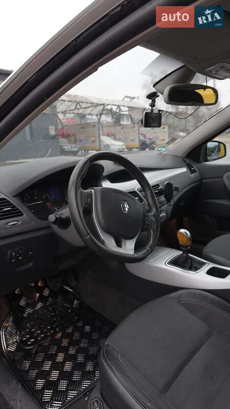 Универсал Renault Laguna 2008 в Черновцах