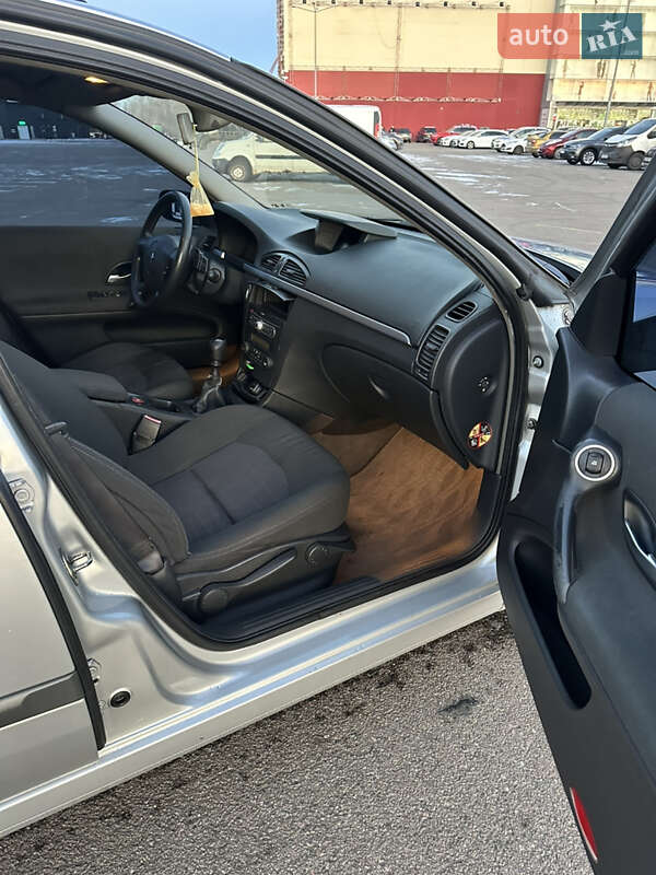 Универсал Renault Laguna 2006 в Киеве