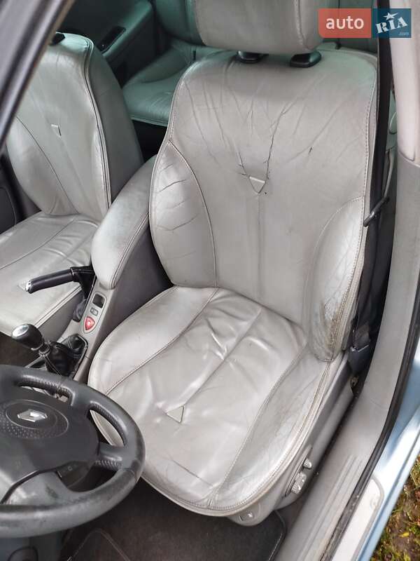 Універсал Renault Laguna 2003 в Тернополі