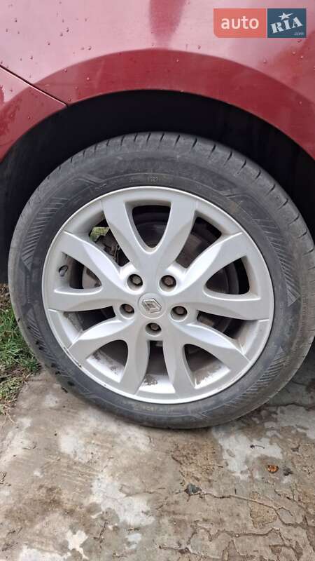 Универсал Renault Laguna 2008 в Балаклее