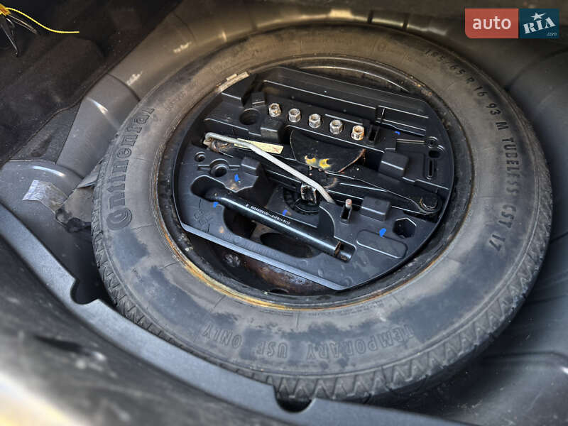 Купе Renault Laguna 2011 в Киеве