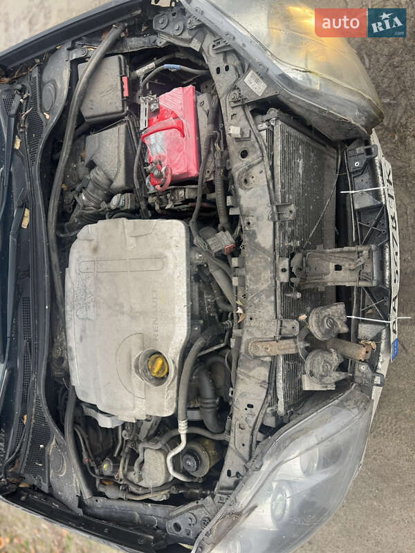 Ліфтбек Renault Laguna 2010 в Києві