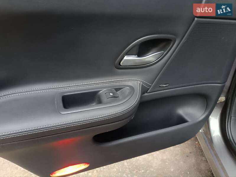 Універсал Renault Laguna 2006 в Дубні фото 53 Універсал Renault Laguna 2006 в Дубні