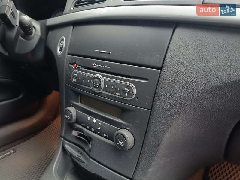 Універсал Renault Laguna 2006 в Дубні фото 8 Універсал Renault Laguna 2006 в Дубні