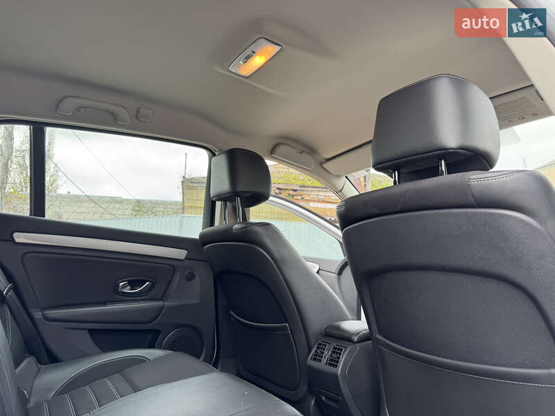 Универсал Renault Laguna 2013 в Яготине