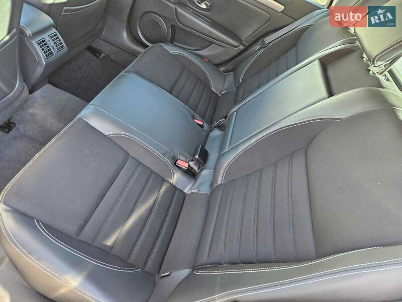 Універсал Renault Laguna 2015 в Львові фото 6 Універсал Renault Laguna 2015 в Львові