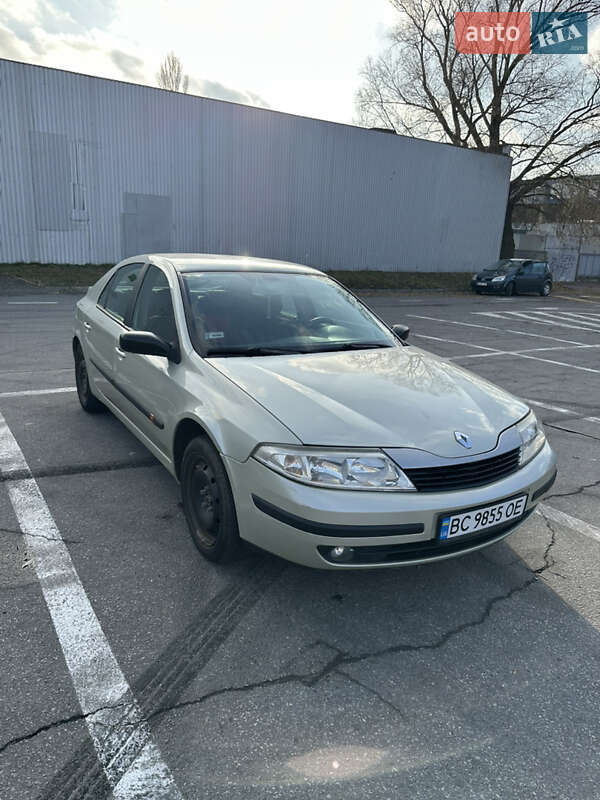 Лифтбек Renault Laguna 2004 в Полтаве
