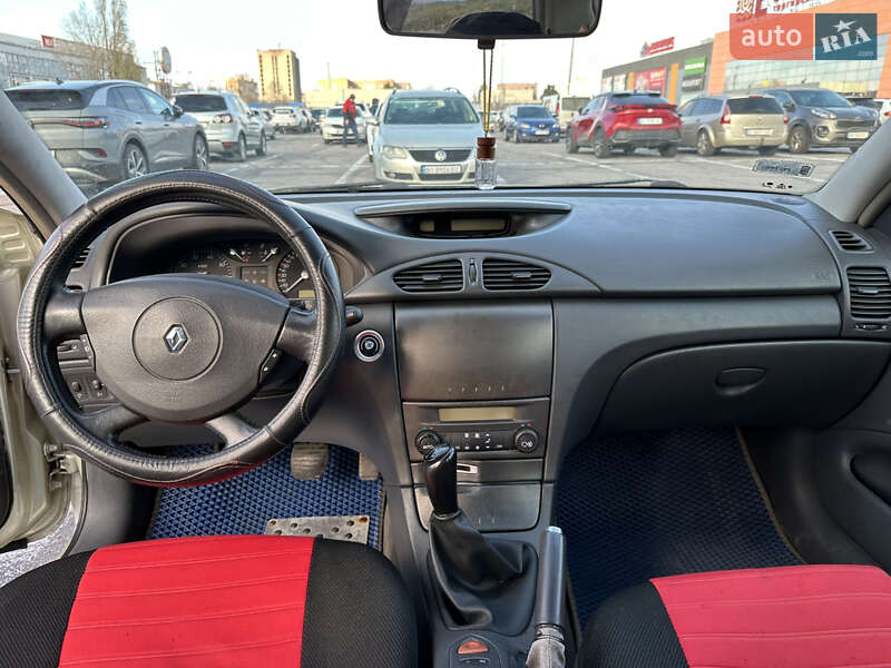 Лифтбек Renault Laguna 2004 в Полтаве