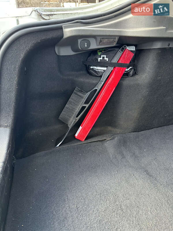 Лифтбек Renault Laguna 2004 в Полтаве