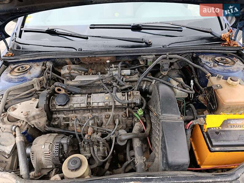 Лифтбек Renault Laguna 1996 в Луцке