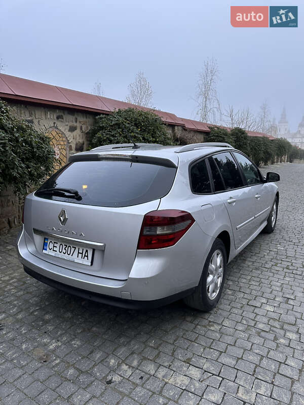 Универсал Renault Laguna 2009 в Черновцах