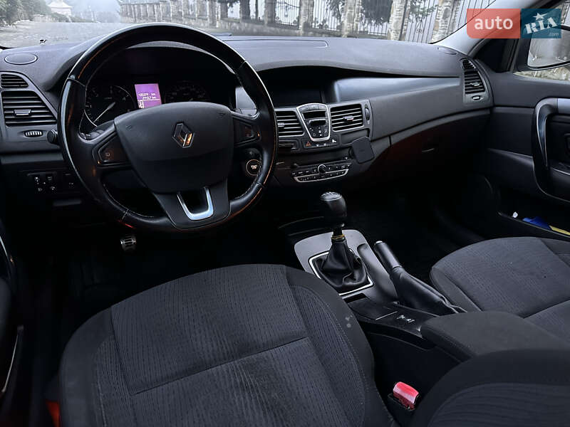 Универсал Renault Laguna 2009 в Черновцах