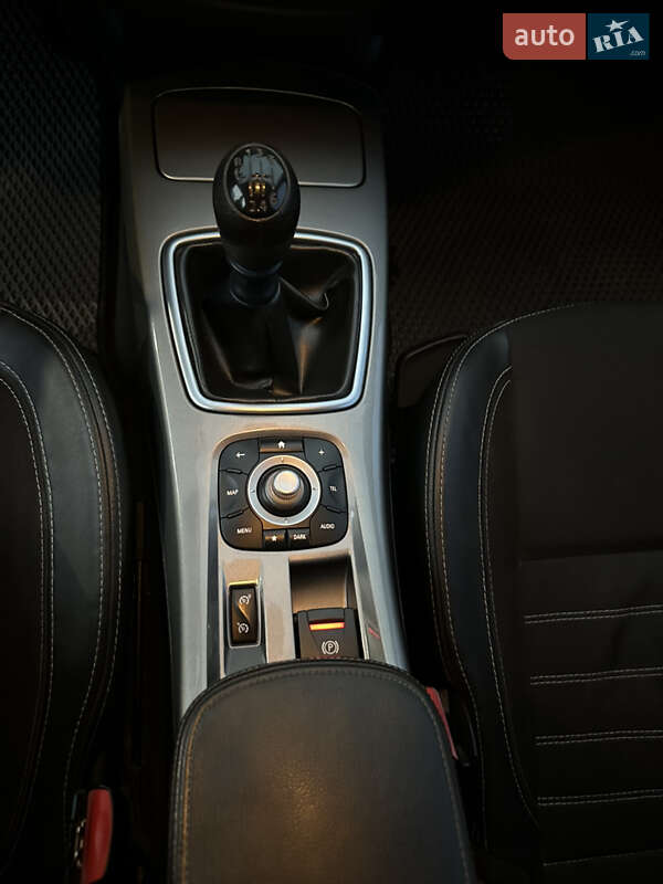 Лифтбек Renault Laguna 2015 в Львове