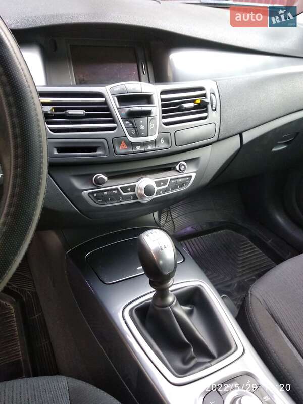 Универсал Renault Laguna 2010 в Дубно