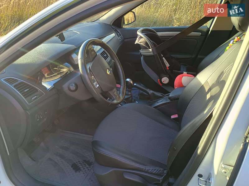 Універсал Renault Laguna 2013 в Кропивницькому