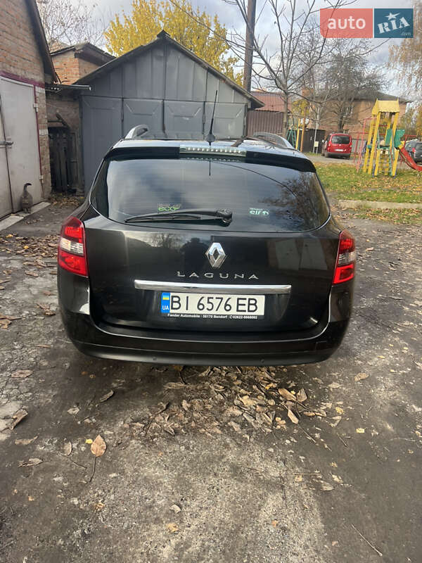 Универсал Renault Laguna 2014 в Хороле фото 5 Универсал Renault Laguna 2014 в Хороле