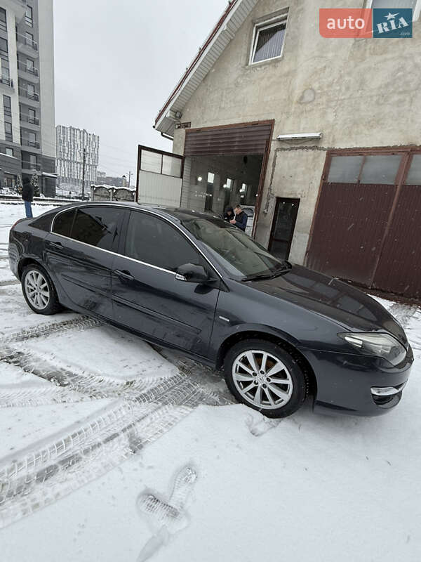 Лифтбек Renault Laguna 2011 в Львове