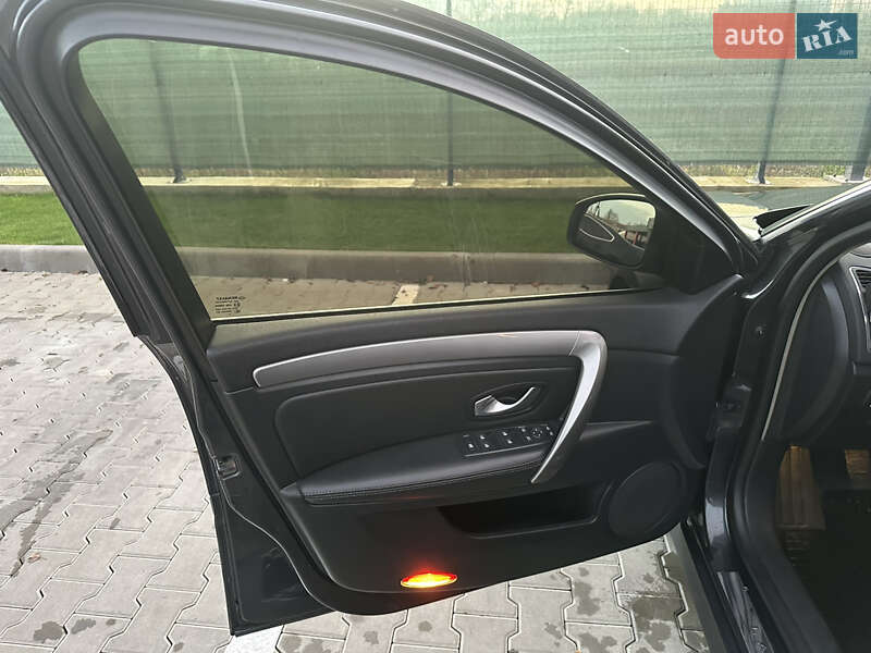 Лифтбек Renault Laguna 2010 в Виннице фото 30 Лифтбек Renault Laguna 2010 в Виннице