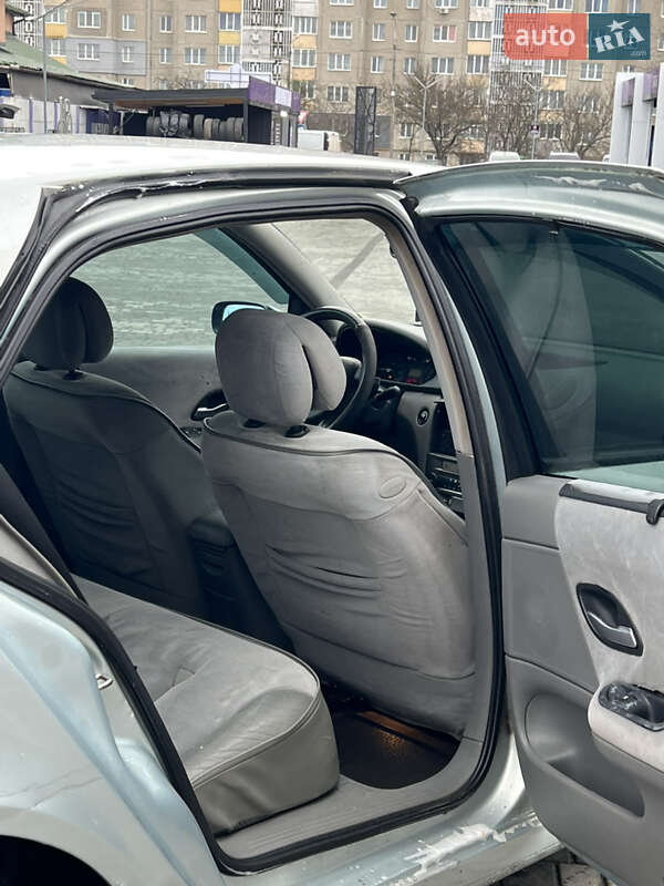 Лифтбек Renault Laguna 2002 в Ровно фото 19 Лифтбек Renault Laguna 2002 в Ровно