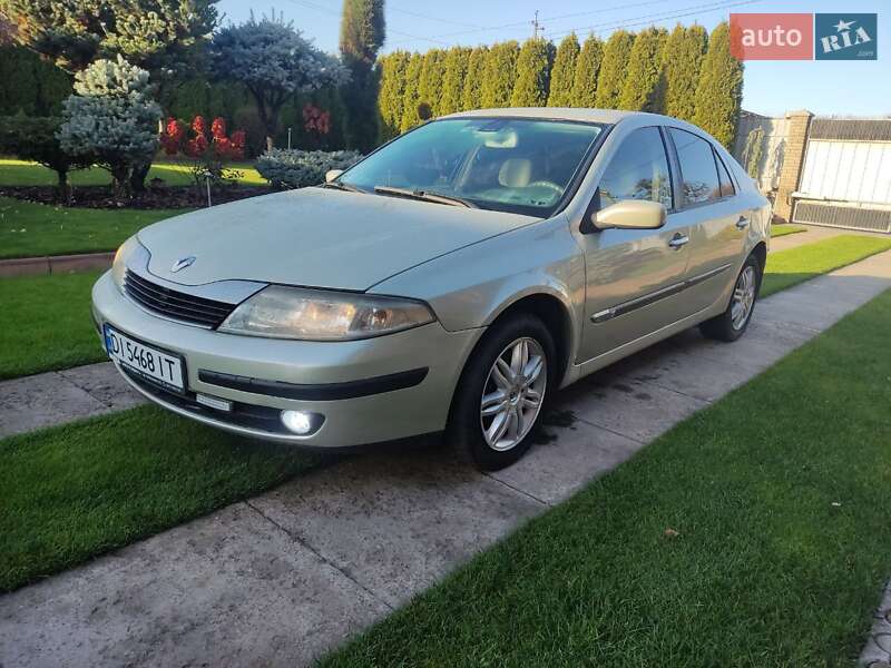 Ліфтбек Renault Laguna 2002 в Смілі