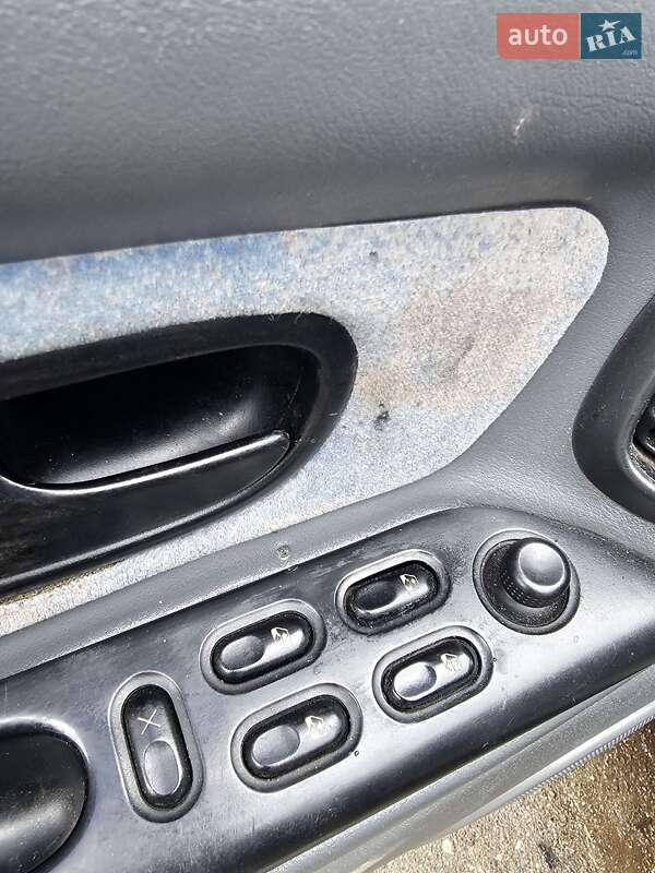 Универсал Renault Laguna 1997 в Киеве