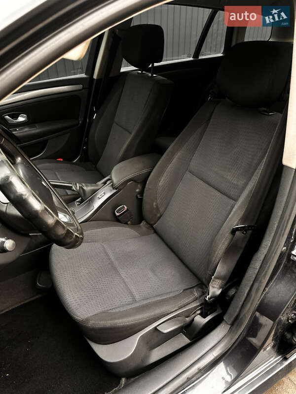 Универсал Renault Laguna 2009 в Луцке