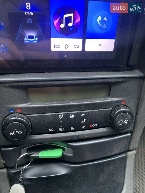 Універсал Renault Laguna 2002 в Радомишлі