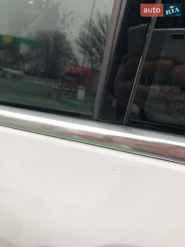 Ліфтбек Renault Laguna 2014 в Києві фото 21 Ліфтбек Renault Laguna 2014 в Києві