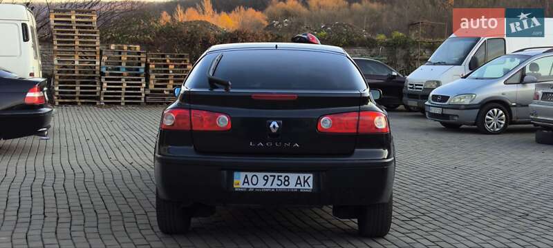 Ліфтбек Renault Laguna 2007 в Мукачевому
